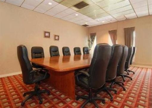 фото отеля Quality Inn Stroudsburg