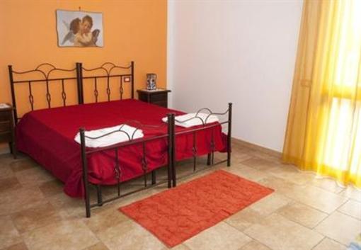 фото отеля Olimpo Bed & Breakfast Giurdignano