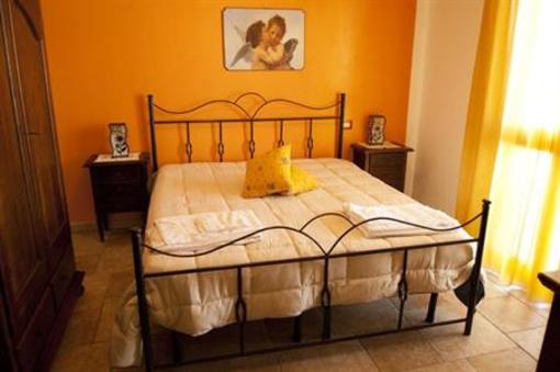 фото отеля Olimpo Bed & Breakfast Giurdignano