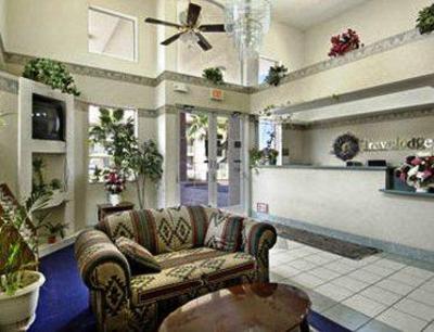 фото отеля Travelodge Phoenix 50th Ave.