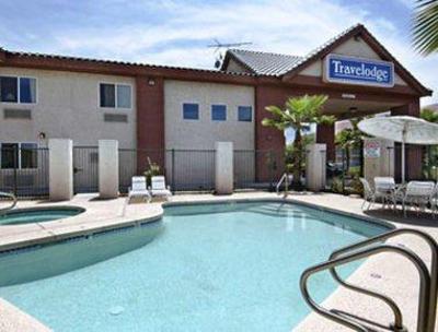 фото отеля Travelodge Phoenix 50th Ave.