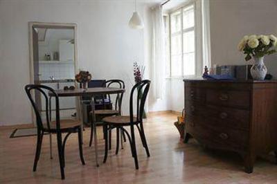 фото отеля Vienna Old Town Apartments