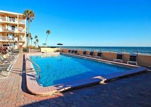 фото отеля Quality Inn On the Beach Ormond Beach