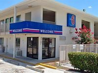 Motel 6 Austin South - Airport Motel 6 Austin South - Airport