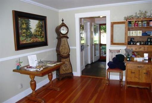фото отеля Country Willows Bed and Breakfast Inn
