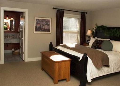 фото отеля Country Willows Bed and Breakfast Inn