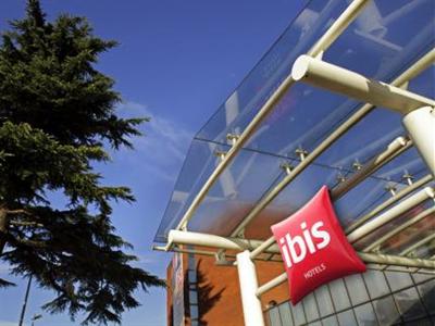 фото отеля Hotel Ibis Heathrow Airport London