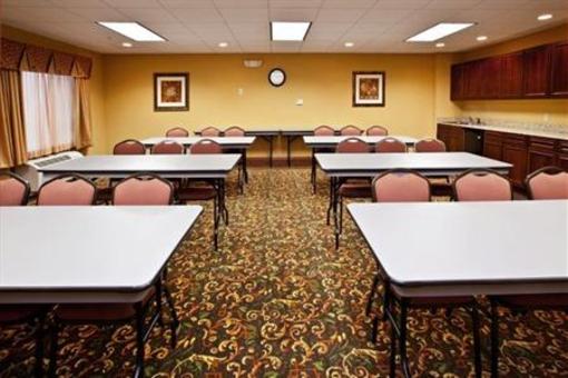 фото отеля Holiday Inn Express Hotel & Suites Vandalia