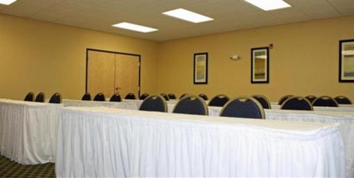 фото отеля GuestHouse International Suites El Paso