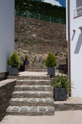 фото отеля Aparthotel l'Heretat Cadaques