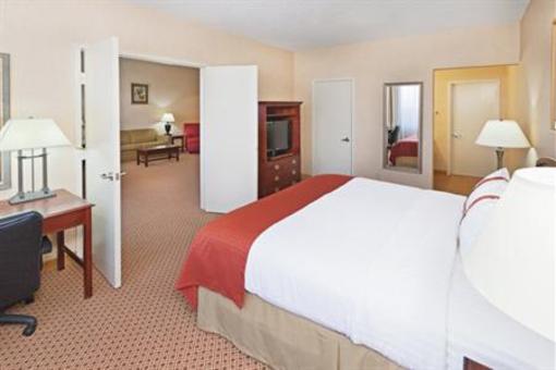 фото отеля Holiday Inn Lubbock Park Plaza