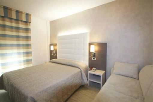 фото отеля Hotel Savoy Caorle