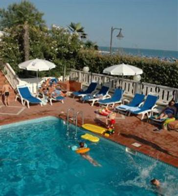 фото отеля Hotel Savoy Caorle