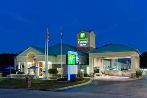 фото отеля Holiday Inn Express Hotel & Suites Greenwood (South Carolina)