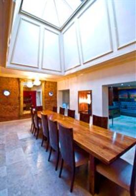 фото отеля Signature Living at Matthew Street