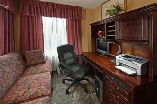 фото отеля Best Western Fort Lee