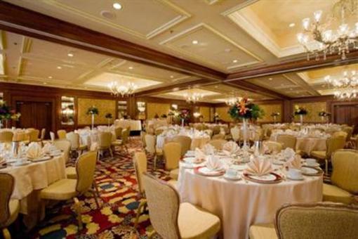 фото отеля Little America Hotel and Resort