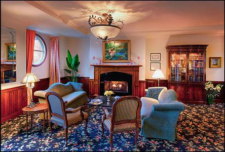 фото отеля French Quarter Inn
