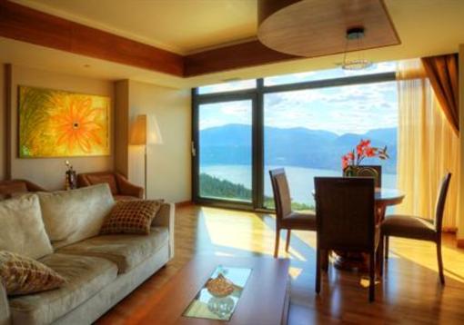 фото отеля Sparkling Hill Resort