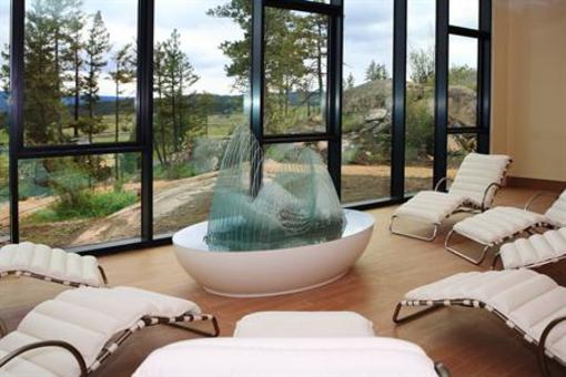 фото отеля Sparkling Hill Resort