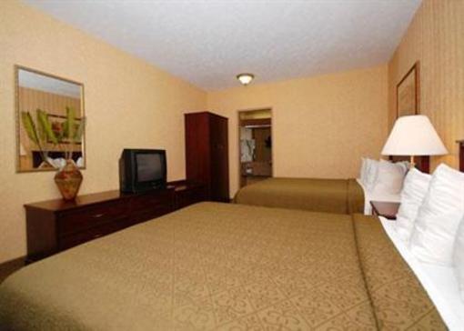 фото отеля Ramada Spokane Airport and Indoor Waterpark