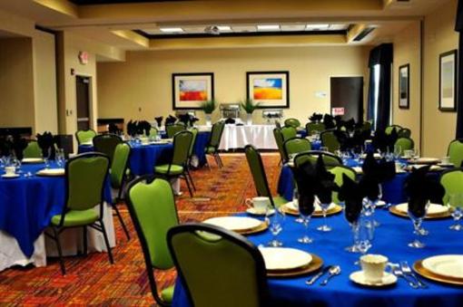 фото отеля Holiday Inn Express & Suites Dayton South