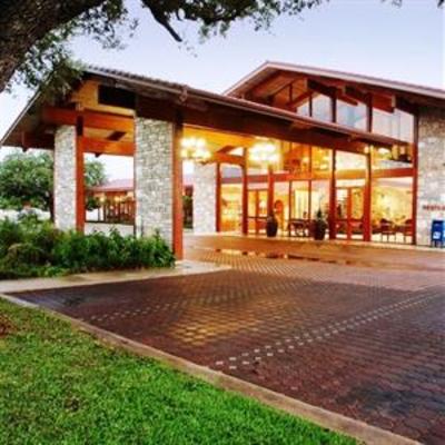 фото отеля Inn of the Hills Resort & Conference