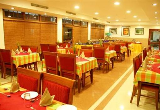 фото отеля Hotel Excellency Kochi