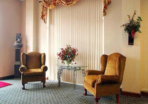 фото отеля Econo Lodge & Suites Memphis