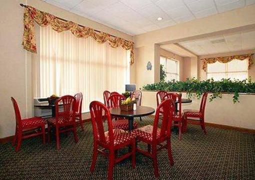 фото отеля Econo Lodge & Suites Memphis