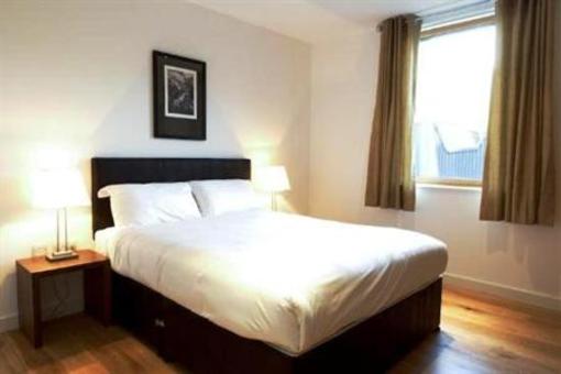 фото отеля Latitude Serviced Apartments London