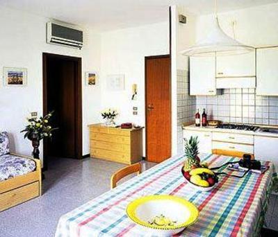 фото отеля Beatrix Residence Hotel Bardolino