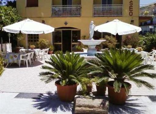 фото отеля Hotel Eliseo