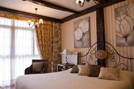 фото отеля Hotel La Casa del Puente
