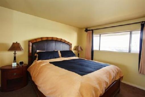 фото отеля Oceanside Marina Suites