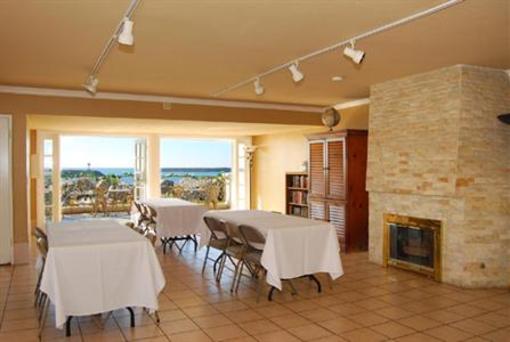 фото отеля Oceanside Marina Suites