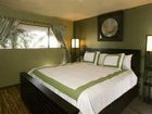 фото отеля Oceanside Marina Suites