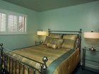 фото отеля Oceanside Marina Suites
