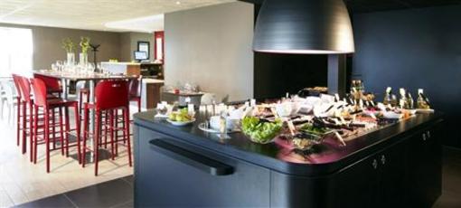 фото отеля Campanile Hotel Millau