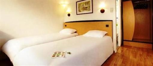 фото отеля Campanile Hotel Millau