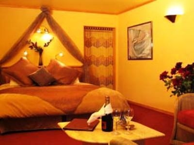 фото отеля Bushland Park Lodge & Nickel Strausse