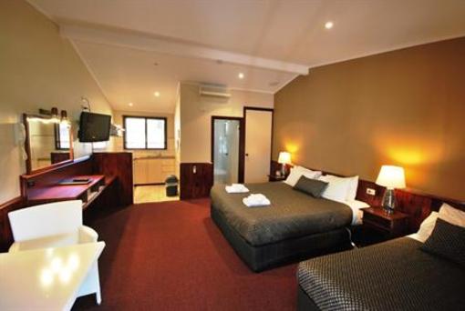 фото отеля Forest Lodge Resort Pemberton