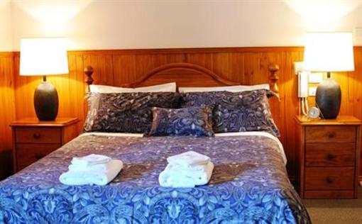 фото отеля Forest Lodge Resort Pemberton