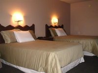 Goldstar Inn & Suites