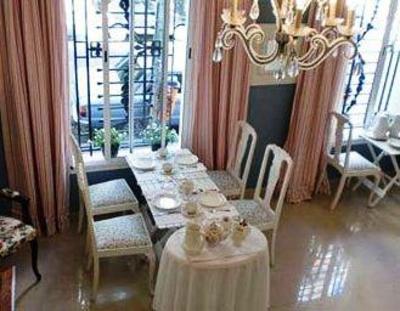 фото отеля Simple and Charming Inn