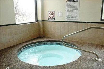 фото отеля Holiday Inn Express Great Barrington