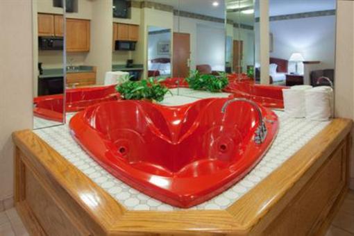 фото отеля Holiday Inn Express Great Barrington
