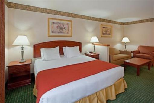 фото отеля Holiday Inn Express Great Barrington