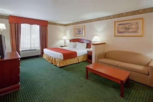 фото отеля Holiday Inn Express Great Barrington