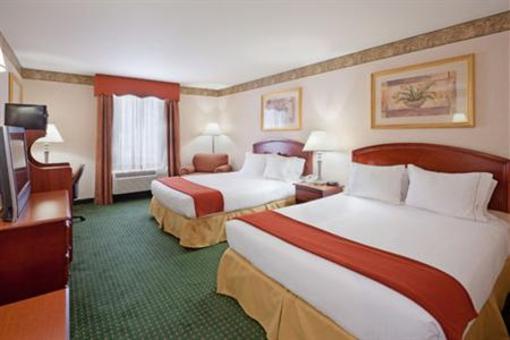 фото отеля Holiday Inn Express Great Barrington